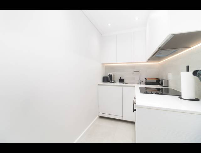1 BEDROOM HOUSE TO LET IN GREEN POINT